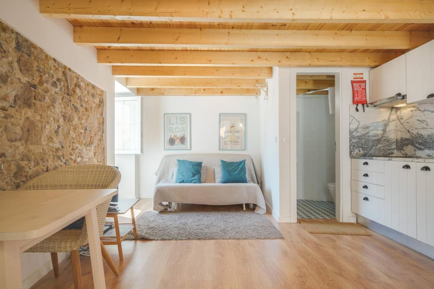Classic Lisbon Homes: Bright & Central In Belem Buitenkant foto