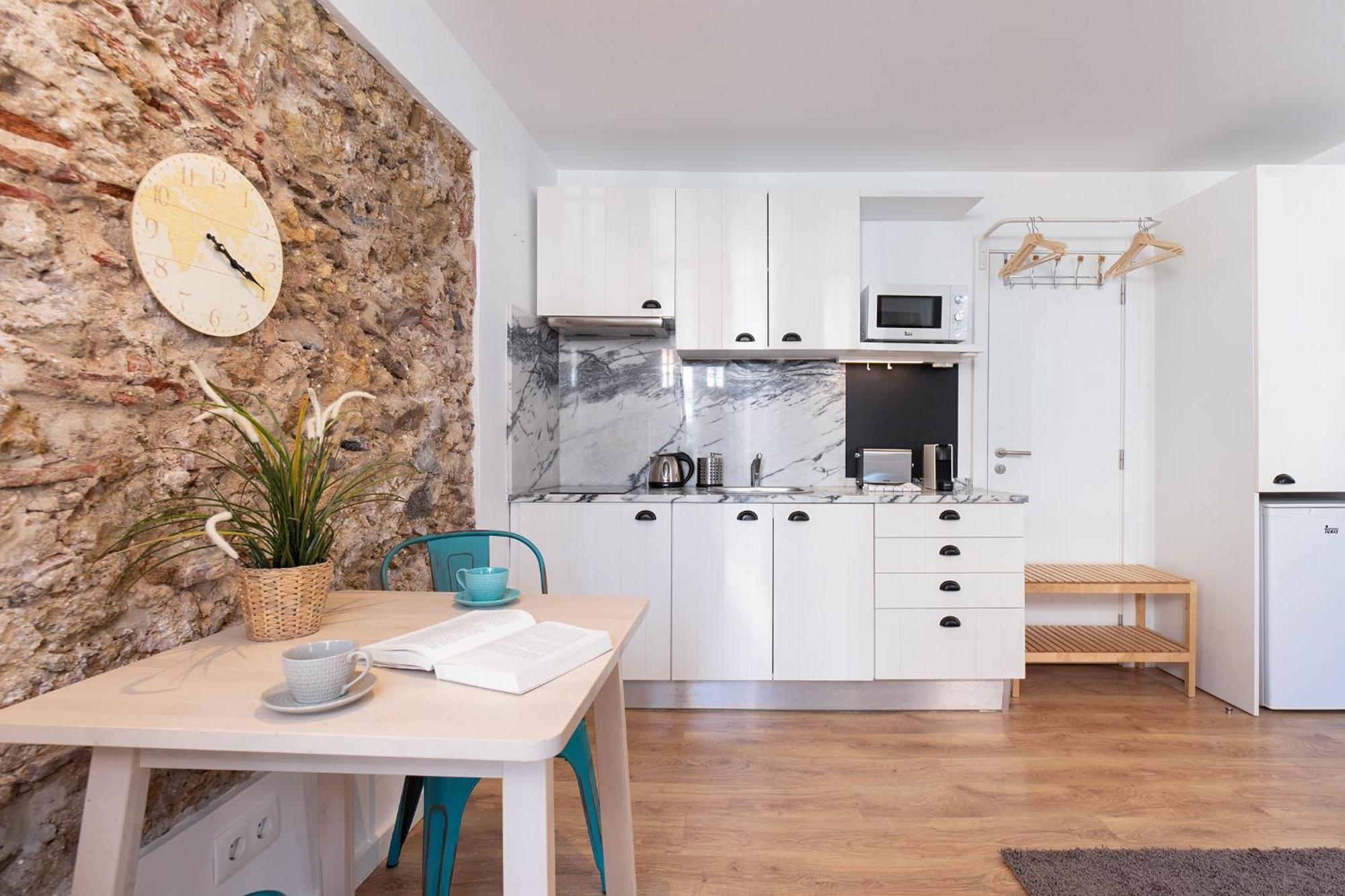 Classic Lisbon Homes: Bright & Central In Belem Buitenkant foto